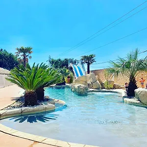 4* Camping La Montagne